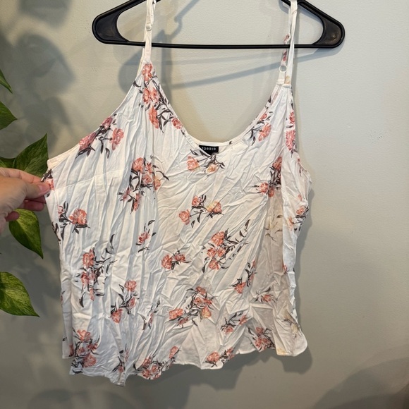 Torrid Floral Camisole in Cream and Pink - Picture 4 of 4